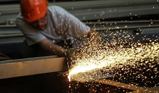 Her 100 işçiden 15'i sendikalı