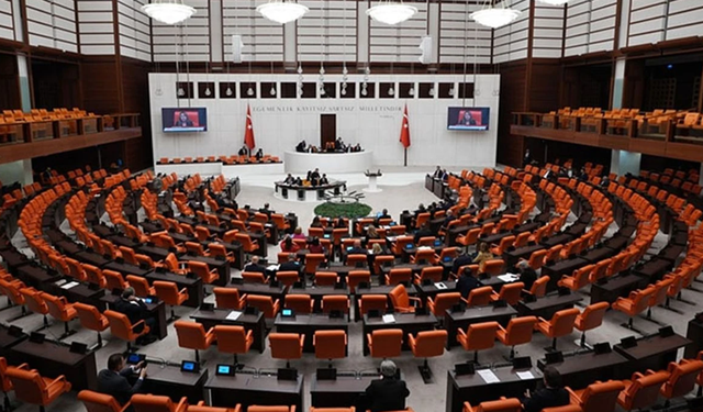 TBMM Başkanlık Divanı ve komisyon üyeleri belirlendi