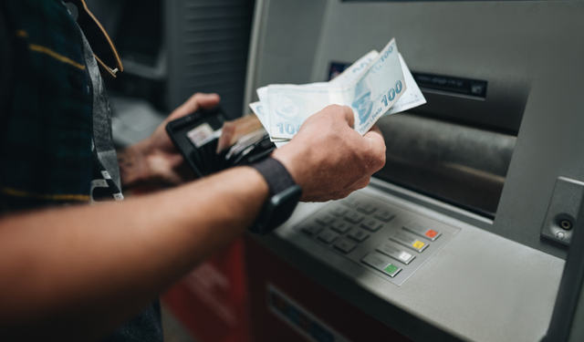 Yarın son gün: Kimliğiyle şubeye gitmeyenin bankadaki parası devredilecek