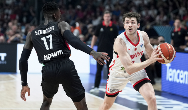 A Milli Erkek Basketbol Takımı Avrupa ikincisi oldu