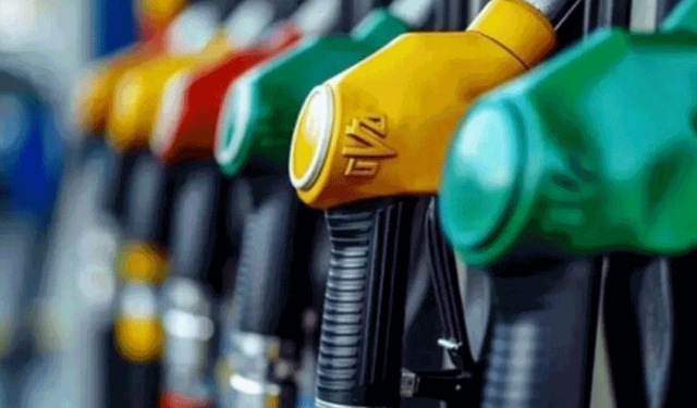 Sürücüler müjde! Akaryakıtta indirim beklentisi
