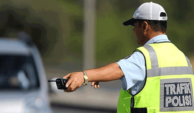 Bakan Yerlikaya: Trafikte düzeni bozana rekor cezalar yolda