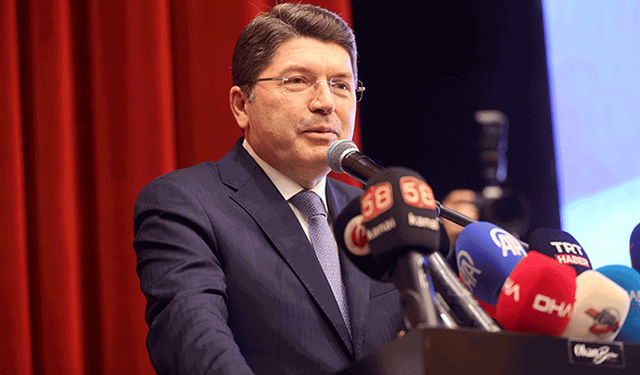 Bakan Tunç: Çocuklarımızı ve gençlerimizi sanal tehlikelerden uzak tutmak hepimizin ortak görevi