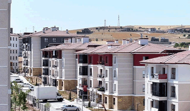 TOKİ takvimi güncelledi: Bu hafta sosyal konut projesinde hangi kentler için kura çekilecek?