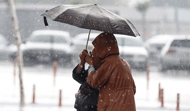 Meteoroloji uyardı: Gök gürültülü sağanak, kar yağışı ve fırtına bekleniyor