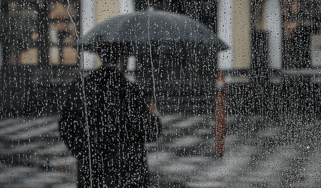 Meteoroloji'den 19 il için 'sarı kodlu' uyarı: Sağanak ve kuvvetli rüzgar bekleniyor