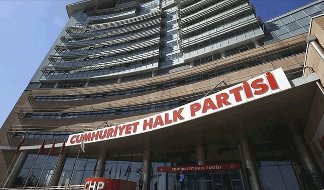 CHP kurultay davası ertelendi