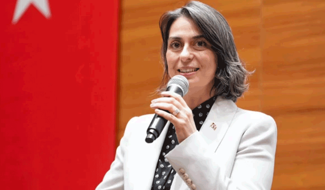 Üsküdar Belediye Başkanı Sinem Dedetaş'a tutuklama talebi