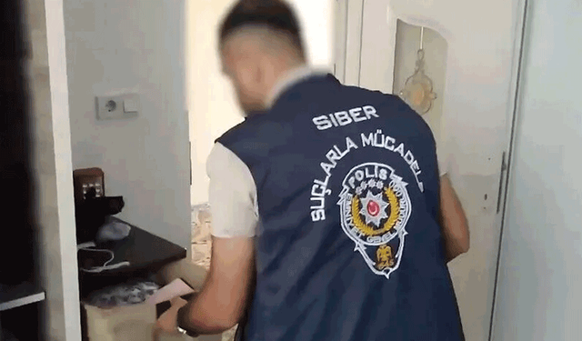 Siber suçlarla mücadeleye ilişkin 15 ildeki operasyonlarda yakalanan 93 kişi tutuklandı