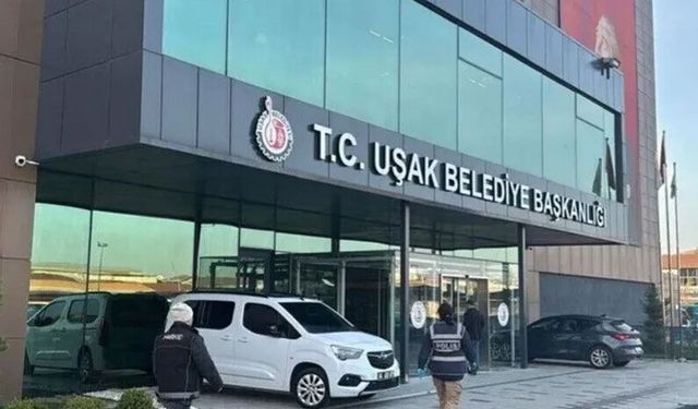 Uşak Belediyesinde sigortalı gösterilip Özkan Yalım'ın işletmelerinde çalışan 9 zanlı tutuklandı