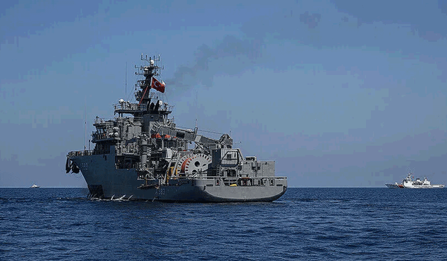 Girne açıklarında batan gemiye ulaşıldı