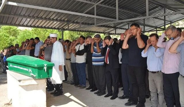KKTC'deki gemi kazasında hayatını kaybedenler son yolculuklarına uğurlanıyor