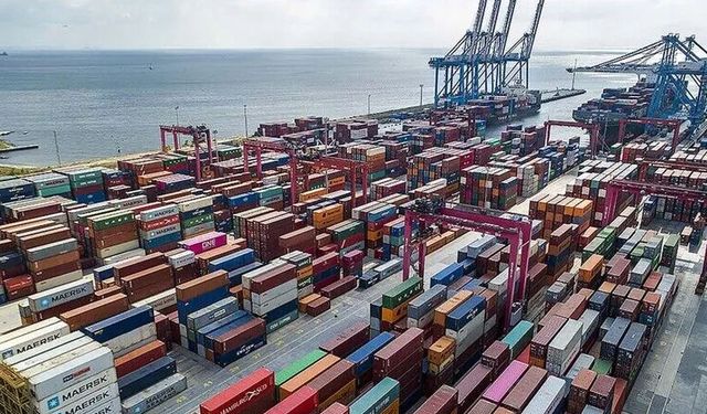 Türkiye'de yılın 8 ayında 56 ilin ihracatı arttı