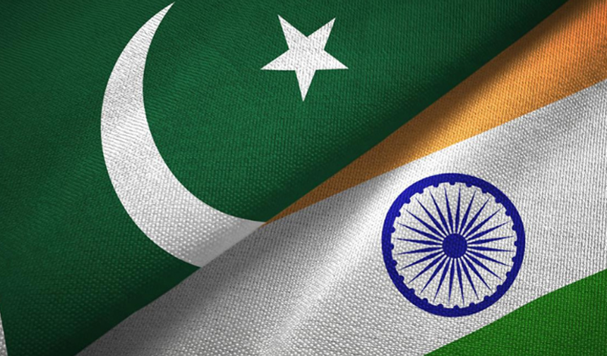 Pakistan ve Hindistan ateşkes ilan etti