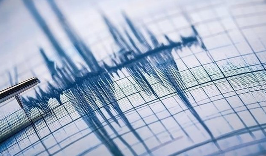 Ege Denizi açıklarında 5 büyüklüğünde deprem