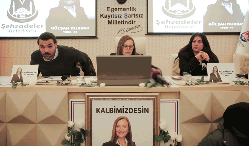 Şehzadeler'in yeni belediye başkanı Hakan Şimşek oldu