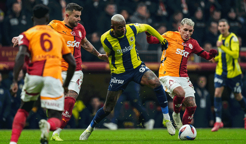 Süper Lig’in dev derbisi 1-1 bitti