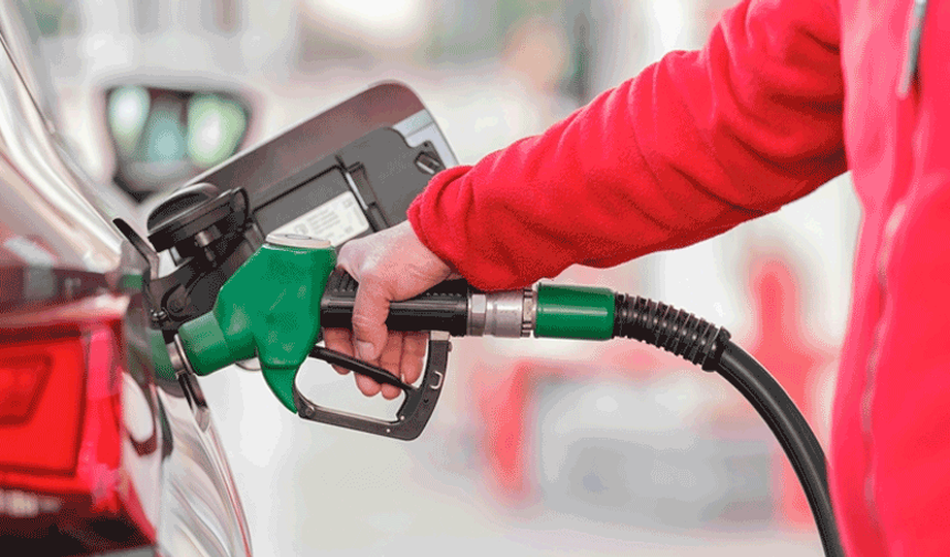 Akaryakıtta tabela yine değişti: Motorine zam