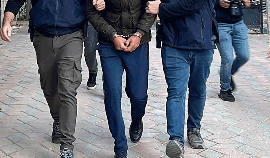 İstanbul'daki vergi müfettişlerine yönelik "rüşvet" operasyonunda 11 şüpheli yakalandı