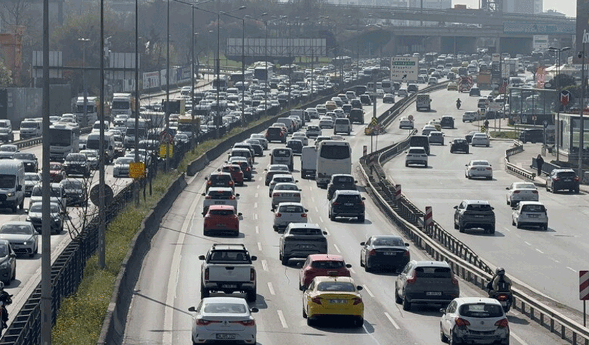 Araç sahiplerini ilgilendiriyor! Yeni sisteme geçişe 20 gün kaldı