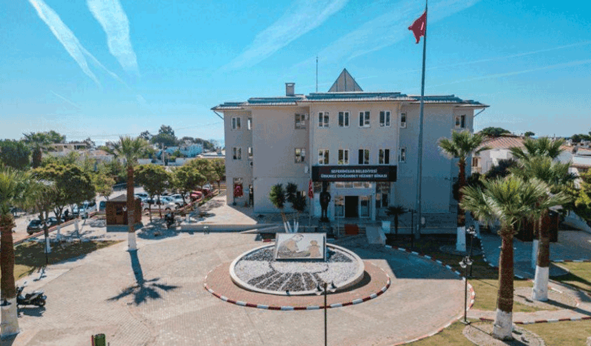 Seferihisar Belediyesine yönelik rüşvet operasyonunda 6 zanlı gözaltına alındı