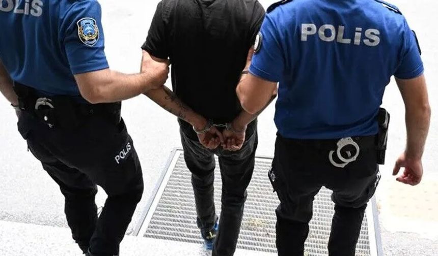 Kırmızı bülten ve diğer uluslararası aramalar kapsamında bu yıl 526 kişi Türkiye'ye getirildi