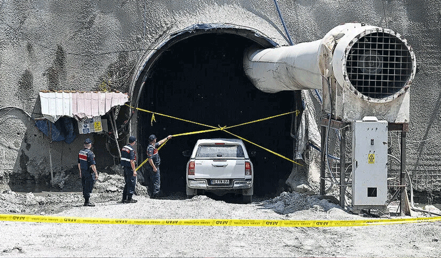 Adana'da içme suyu tünel hattında meydana gelen göçükte 1 işçi öldü, 1 işçi yaralandı