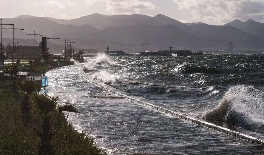 Yurdun bazı kesimleri için fırtına ve kuvvetli sağanak uyarısı
