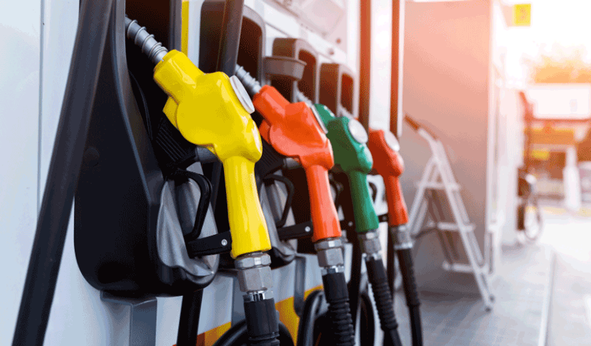 Akaryakıtta tabela değişiyor: Motorine zam bekleniyor