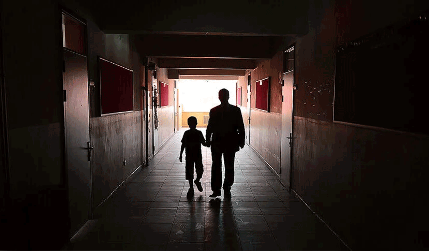 MEB öğrencilerin okula uyumunun ailelerle desteklenmesi için program hazırladı