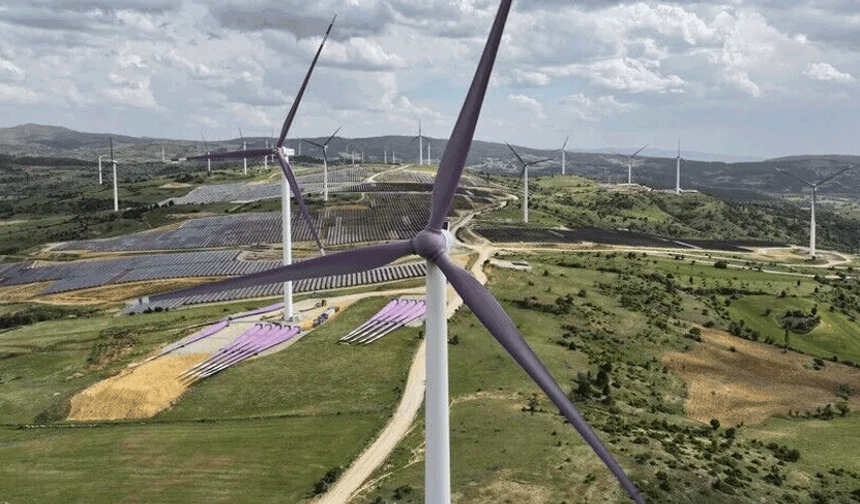 Türk Ekonomileri 2025 Raporu, "yeşil ekonomiye geçiş" temasıyla yayımlandı