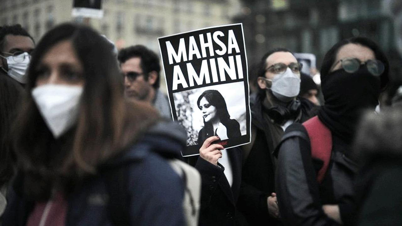 ABD'den Amini protestolarını engellemeye çalışan 7 İranlı yetkiliye yaptırım