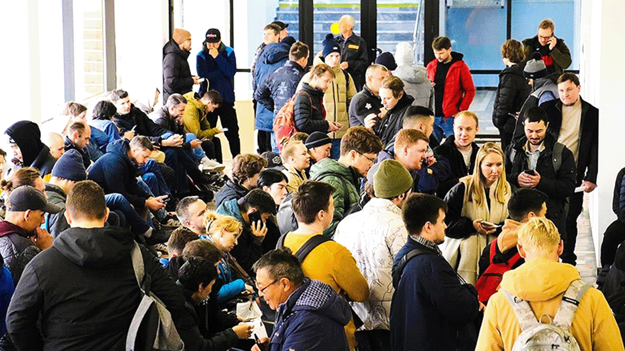 Kazakistan'a 21 Eylül'den bu yana 200 binden fazla Rus vatandaşı giriş yaptı