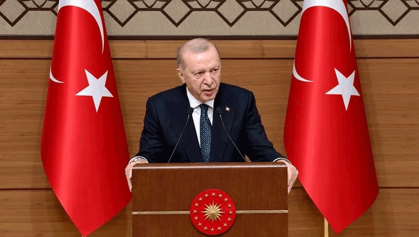 Cumhurbaşkanı Erdoğan: Türkiye'nin kılına zarar gelmemesi için gecemizi gündüzümüze katıyoruz